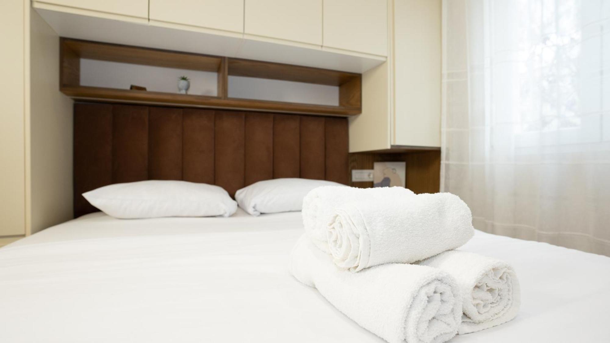 Urbanretreat Apartment ติรานา ภายนอก รูปภาพ