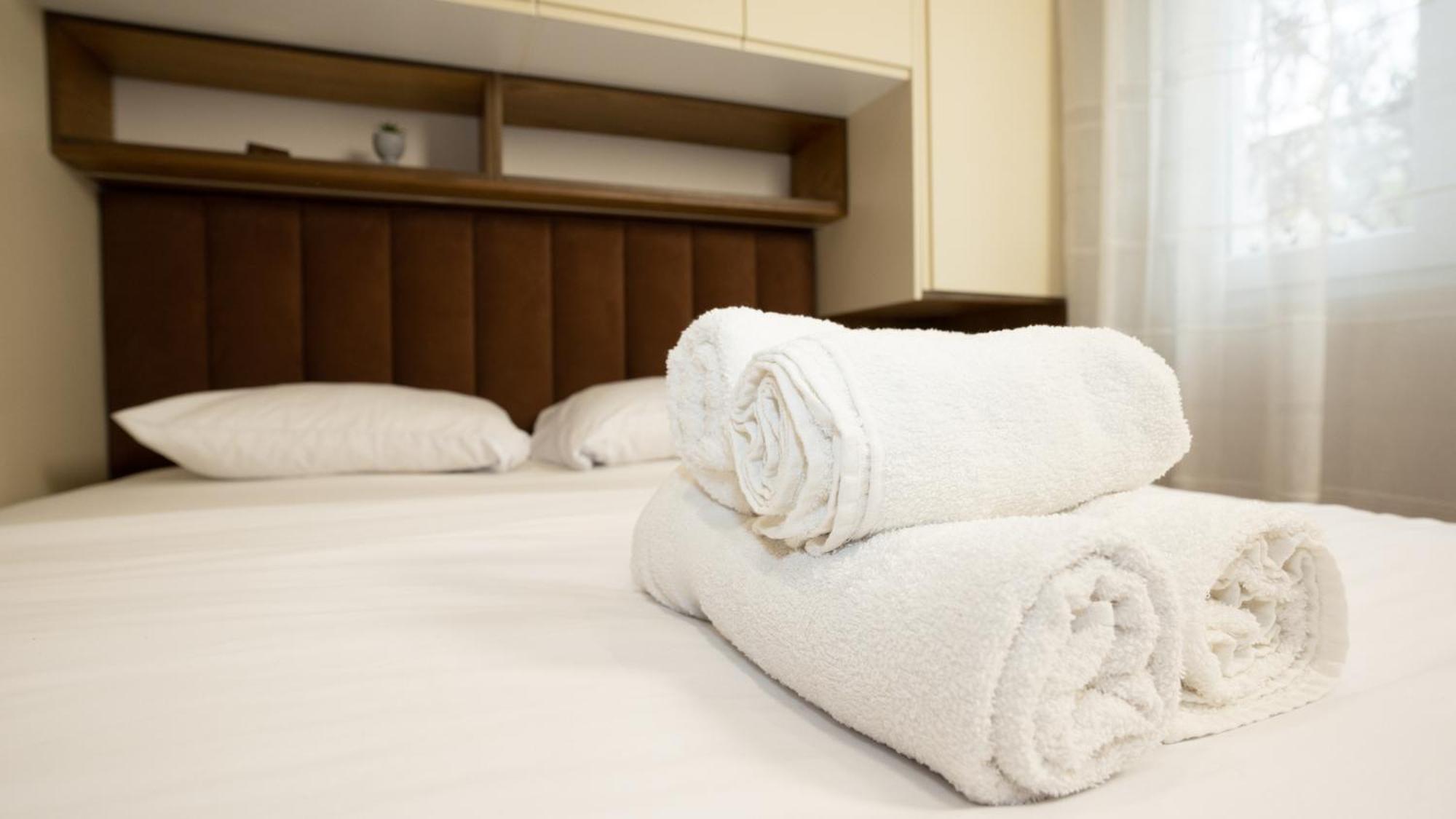Urbanretreat Apartment ติรานา ภายนอก รูปภาพ